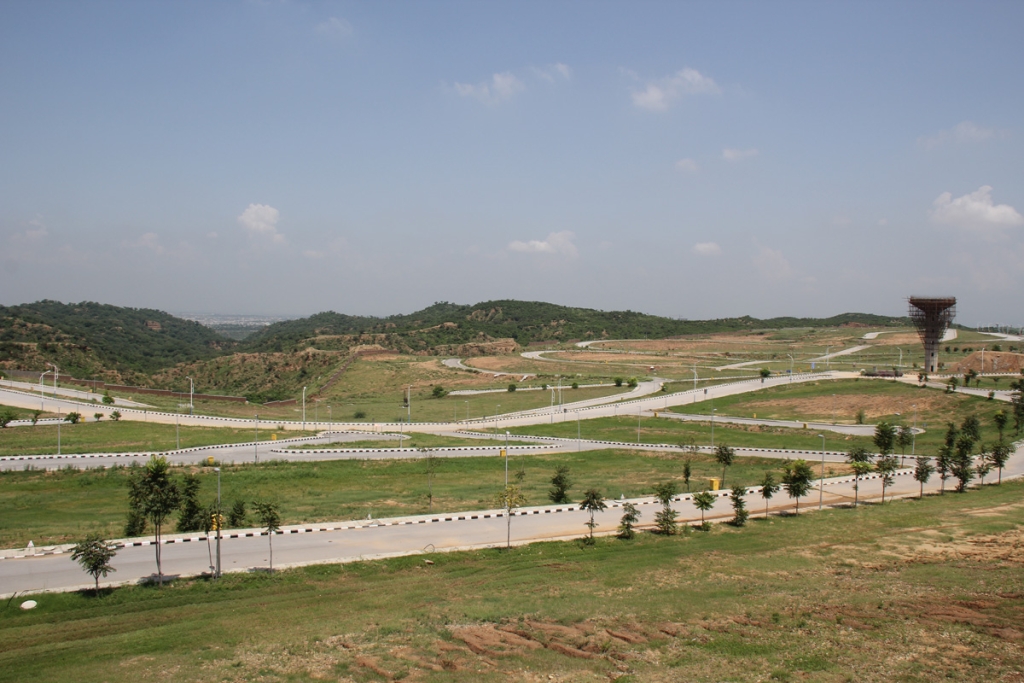 DLF Garden City