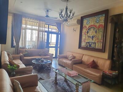 DLF Pink Town House