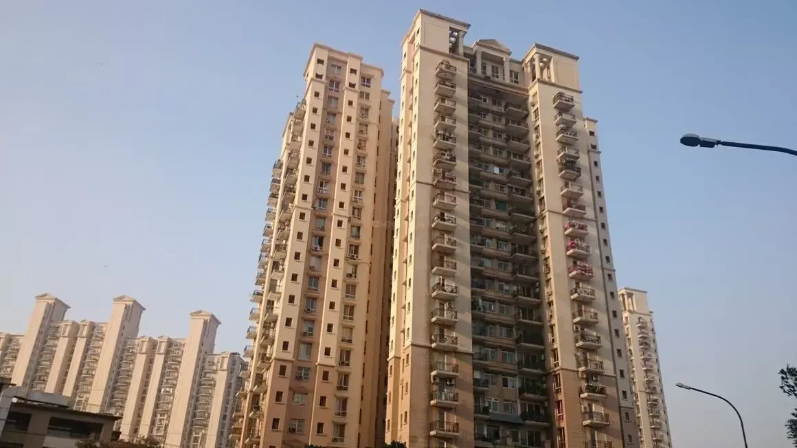 DLF Regency Park II