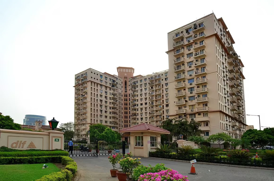DLF Oakwood Estate
