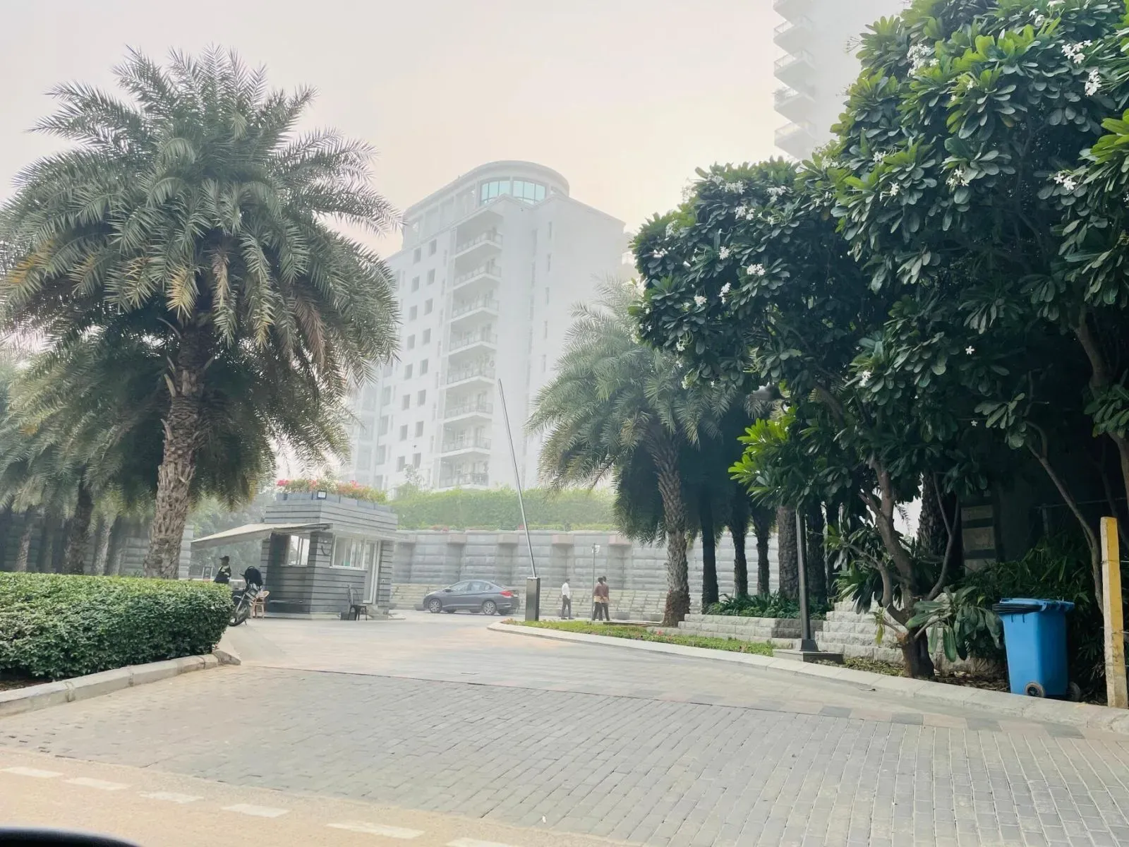 DLF The Ultima