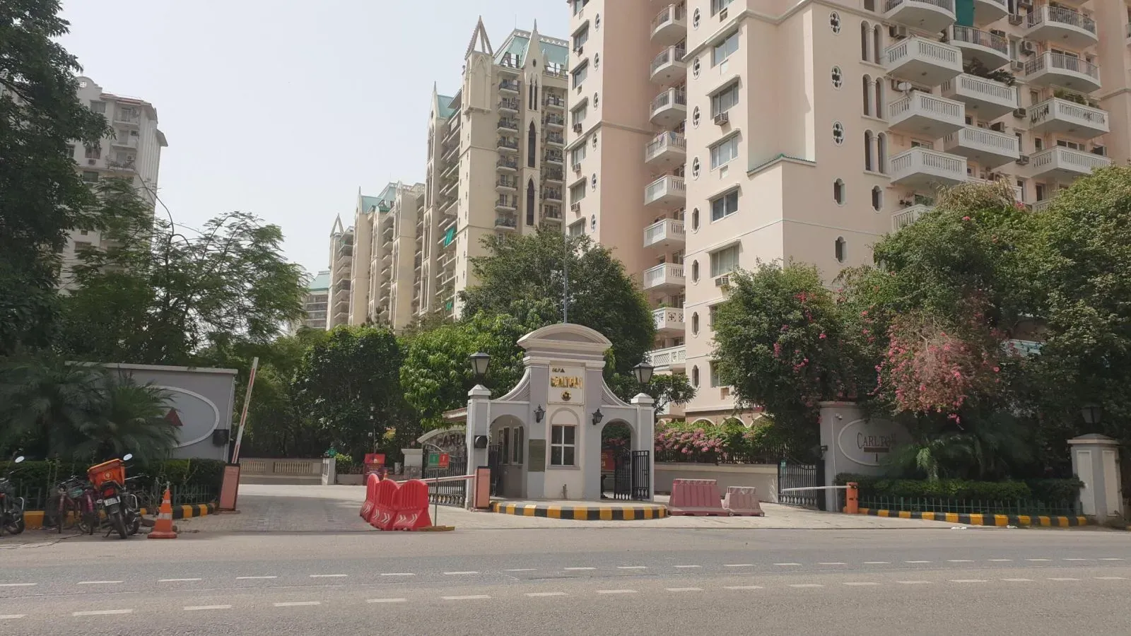DLF Carlton Estate