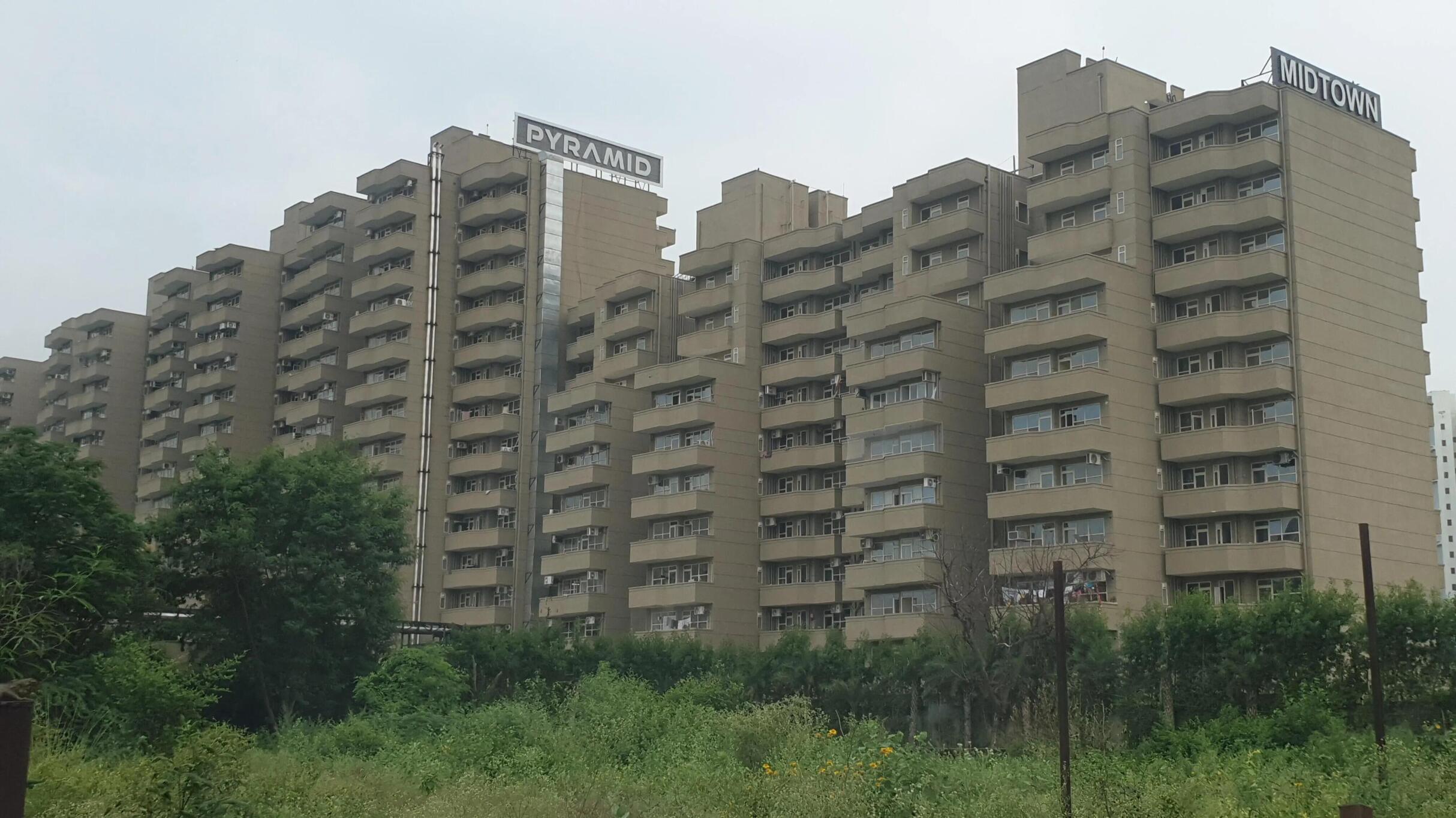 Pyramid Midtown