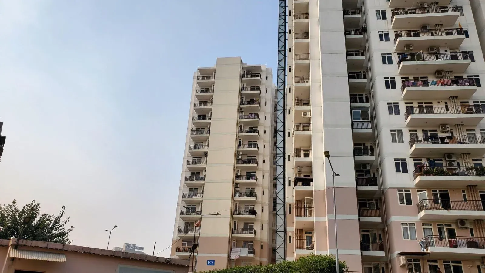 Suncity Avenue 76