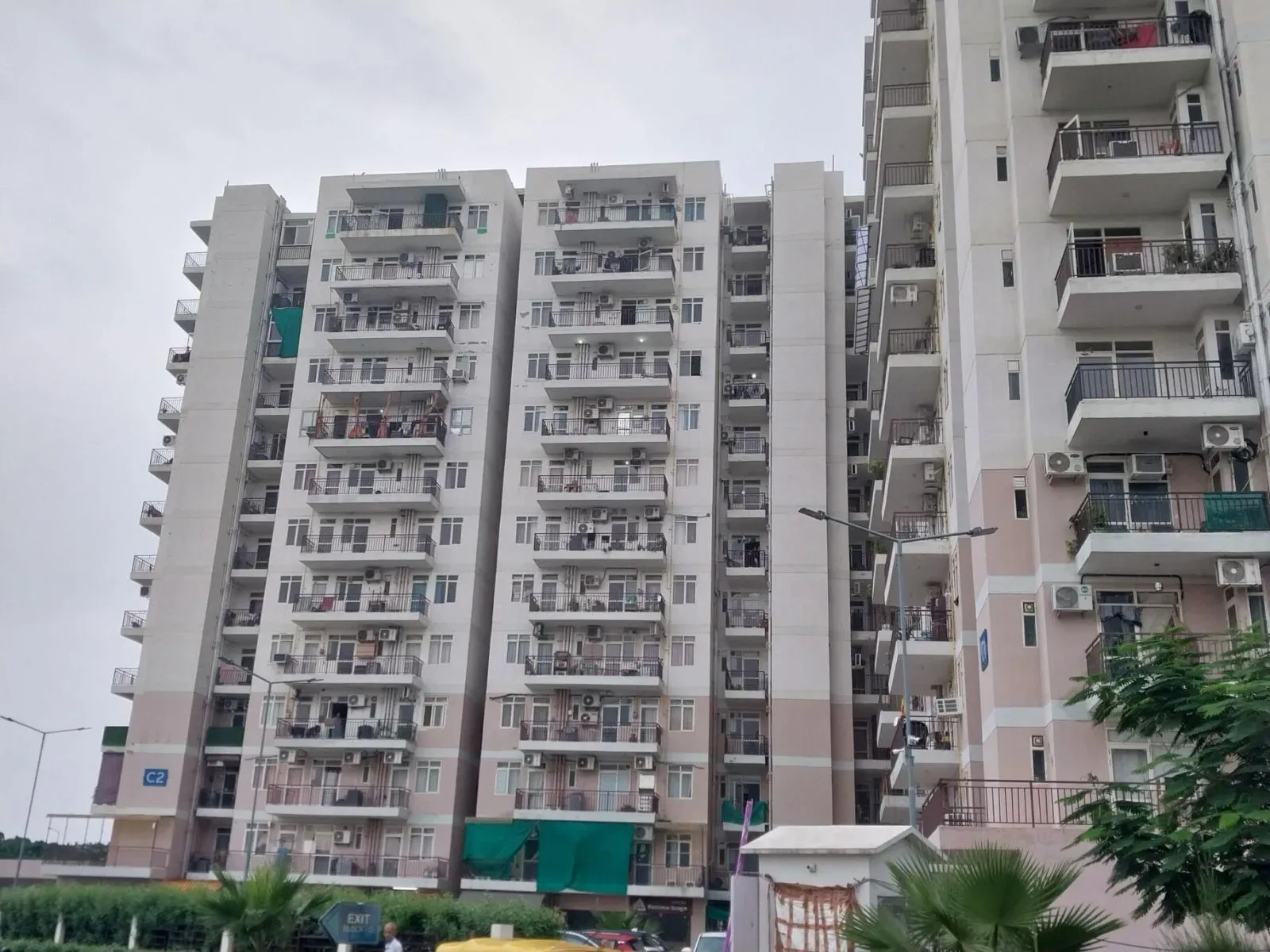 Suncity Avenue 76