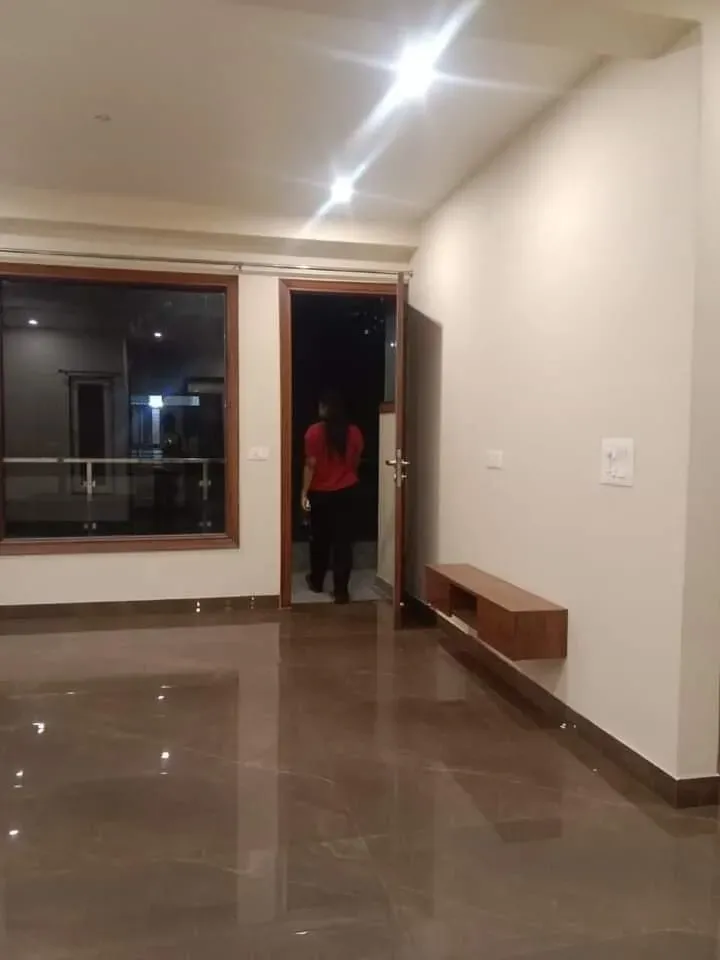 Greenwood City Luxurious Builder Floor