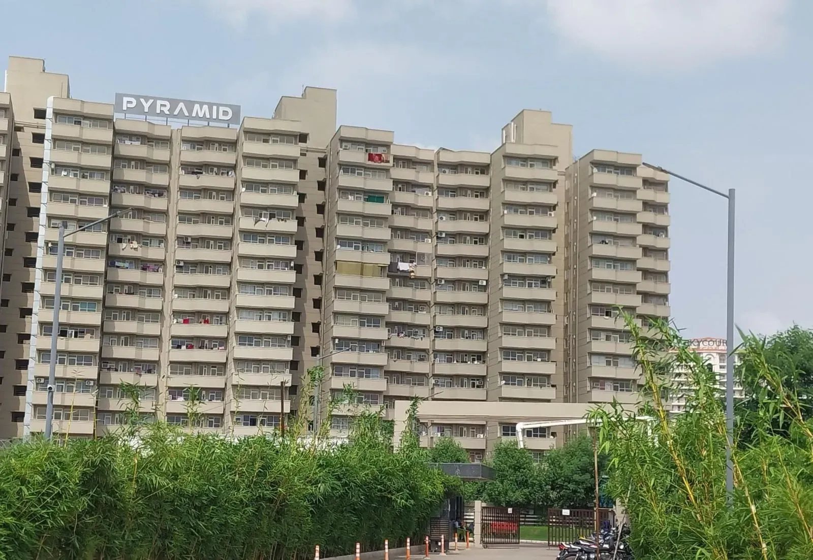 Pyramid Elite