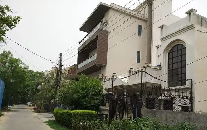 DLF City Phase 1