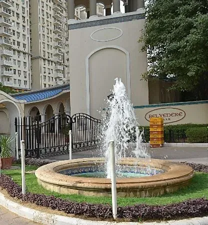 DLF Belvedere Park