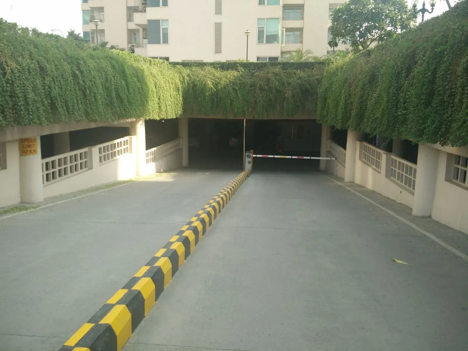 Raheja Atlantis