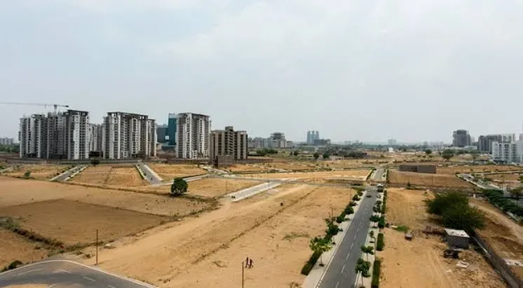 AB Realty The Valencia