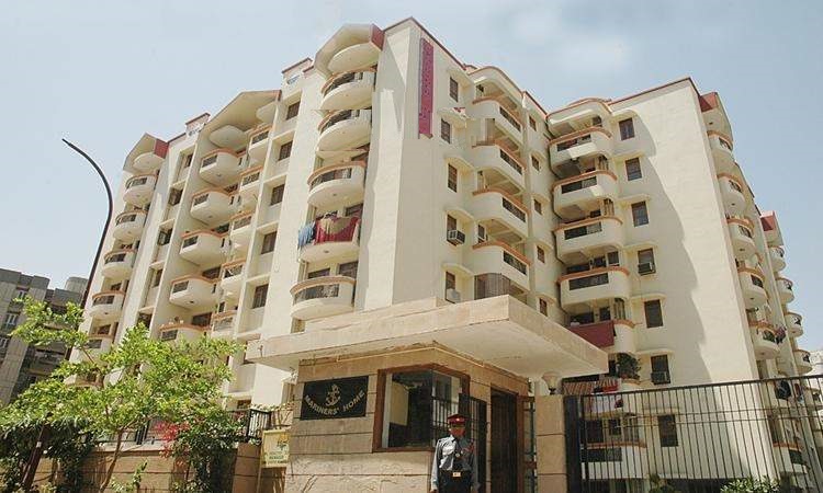 Royal Palm Apartments