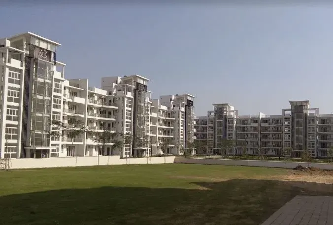 Emaar Palm Select