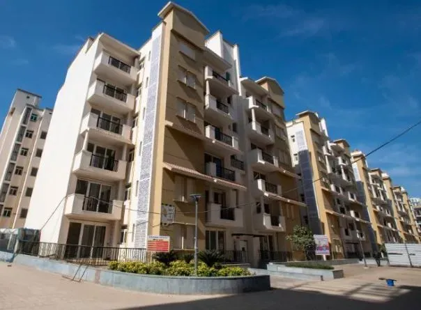 Emaar MGF Emerald Floors Select