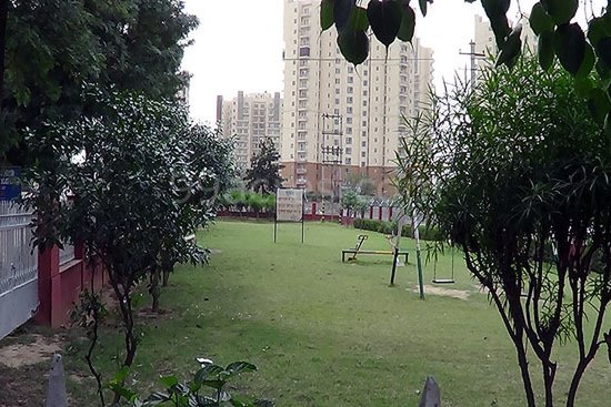 Unitech Crest Wood