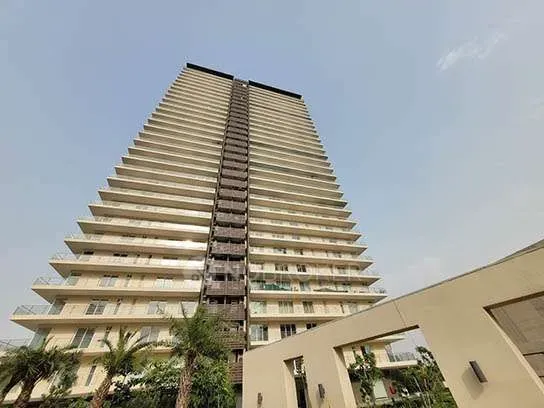 Pyramid Midtown