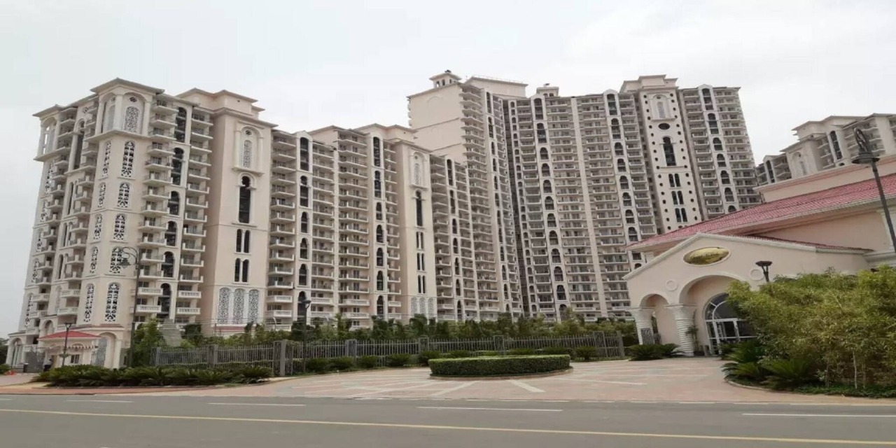 DLF Regal Towers